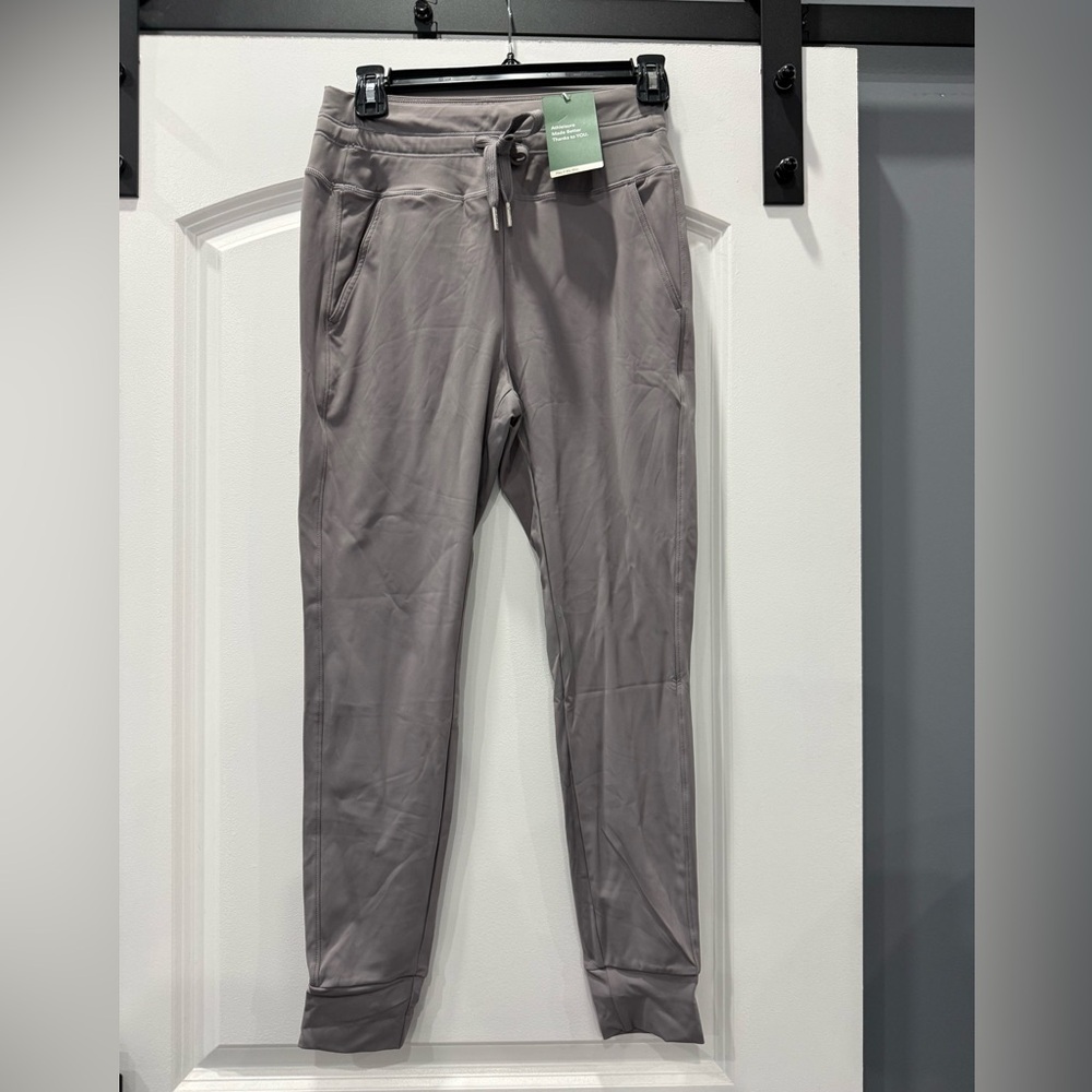 NWT Halara SoftlyZero™ High Waisted Jogger Pants